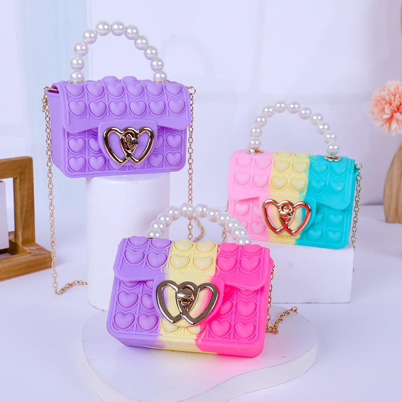 Silikonowa torebka Love Bubble – Women Bags Guess recenzja i cena
