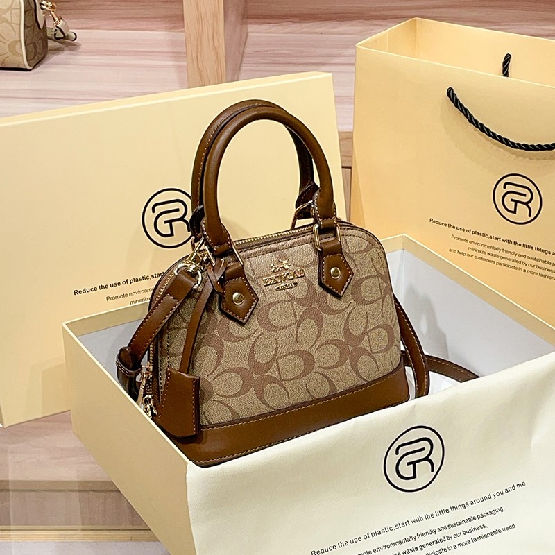 Damska torebka typu shell, now – Women Bags Guess recenzja i cena